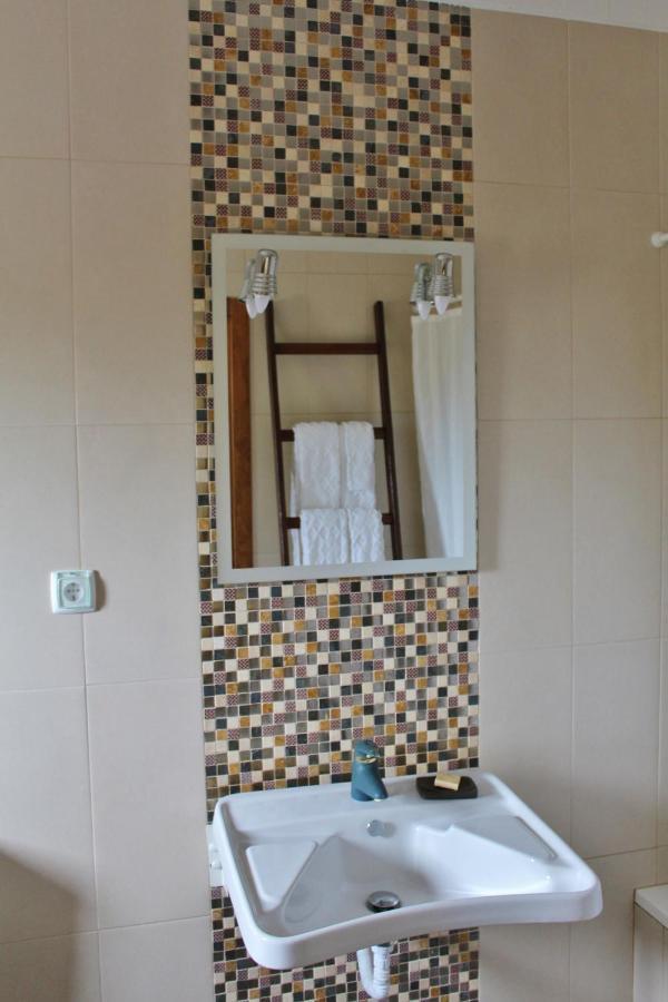 Oliveira Country House Figueira e Barros Luaran gambar